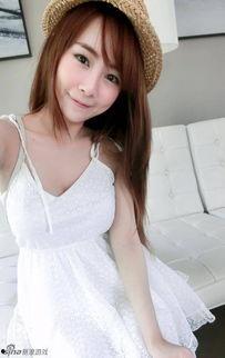 泰国女主播抖胸,网络直播尺度引发争议